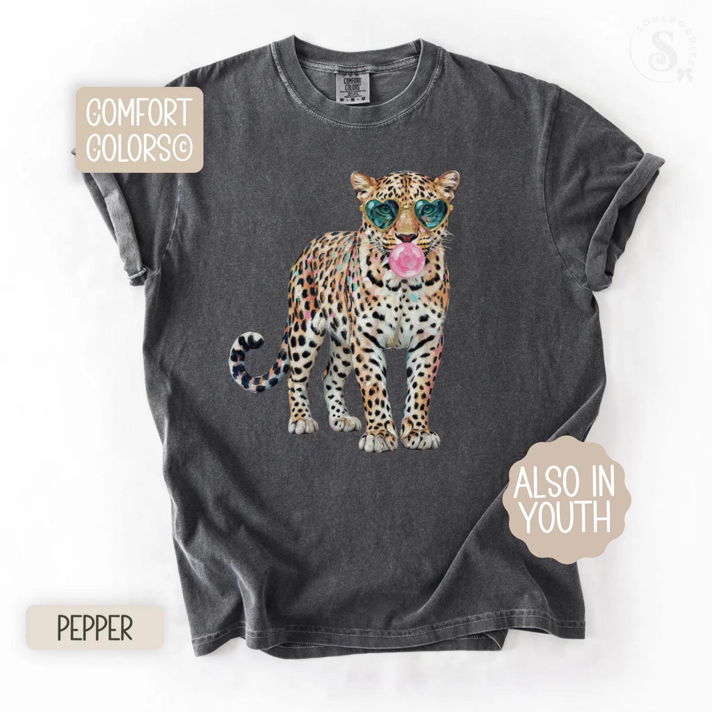 Leopard Comfort Colors Shirt Leopard Bubblegum Sunglasses T-Shirt Cute Animal Print Tee