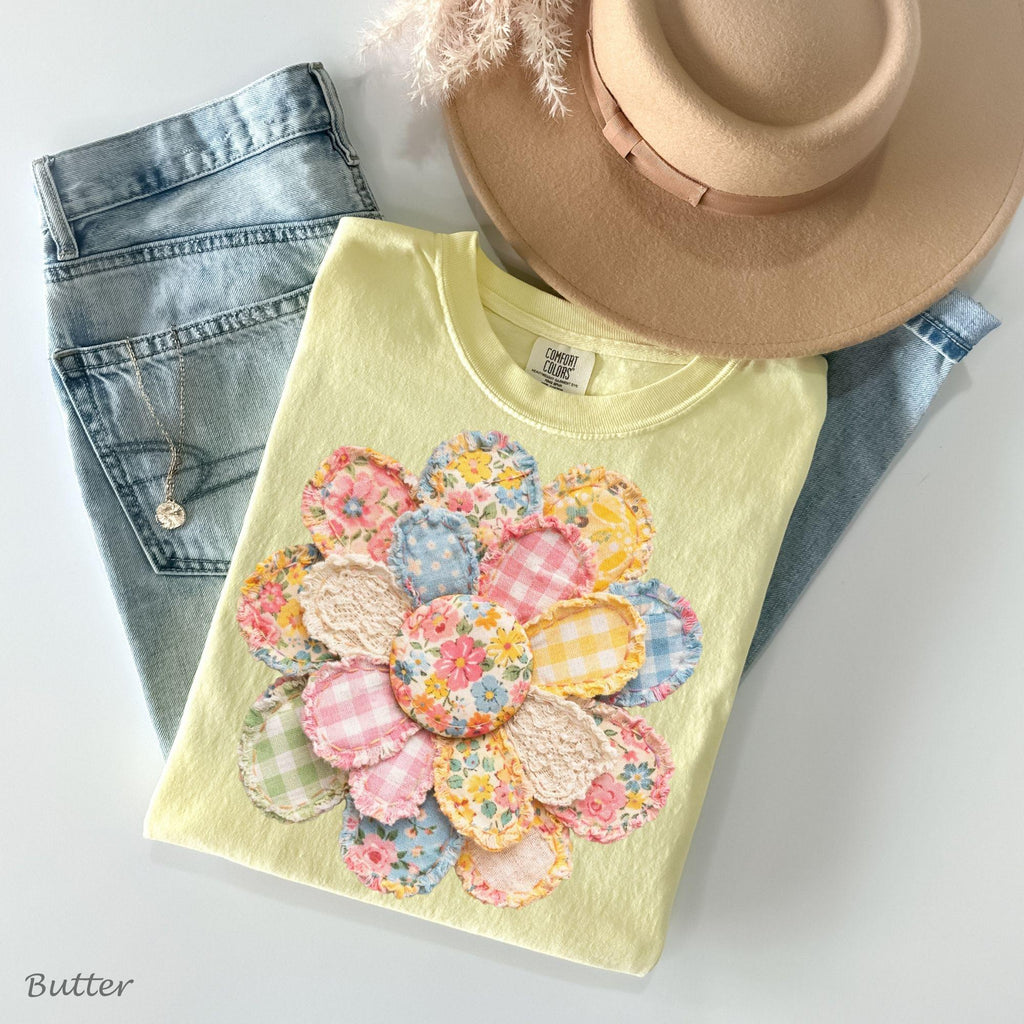 Comfort Colors® Faux Quilted Patchwork Daisy Shirt, Floral Graphic Tnk Top, Vintage Aesthetic Flower Top, Spring Cottagecore Patchwork Shirt