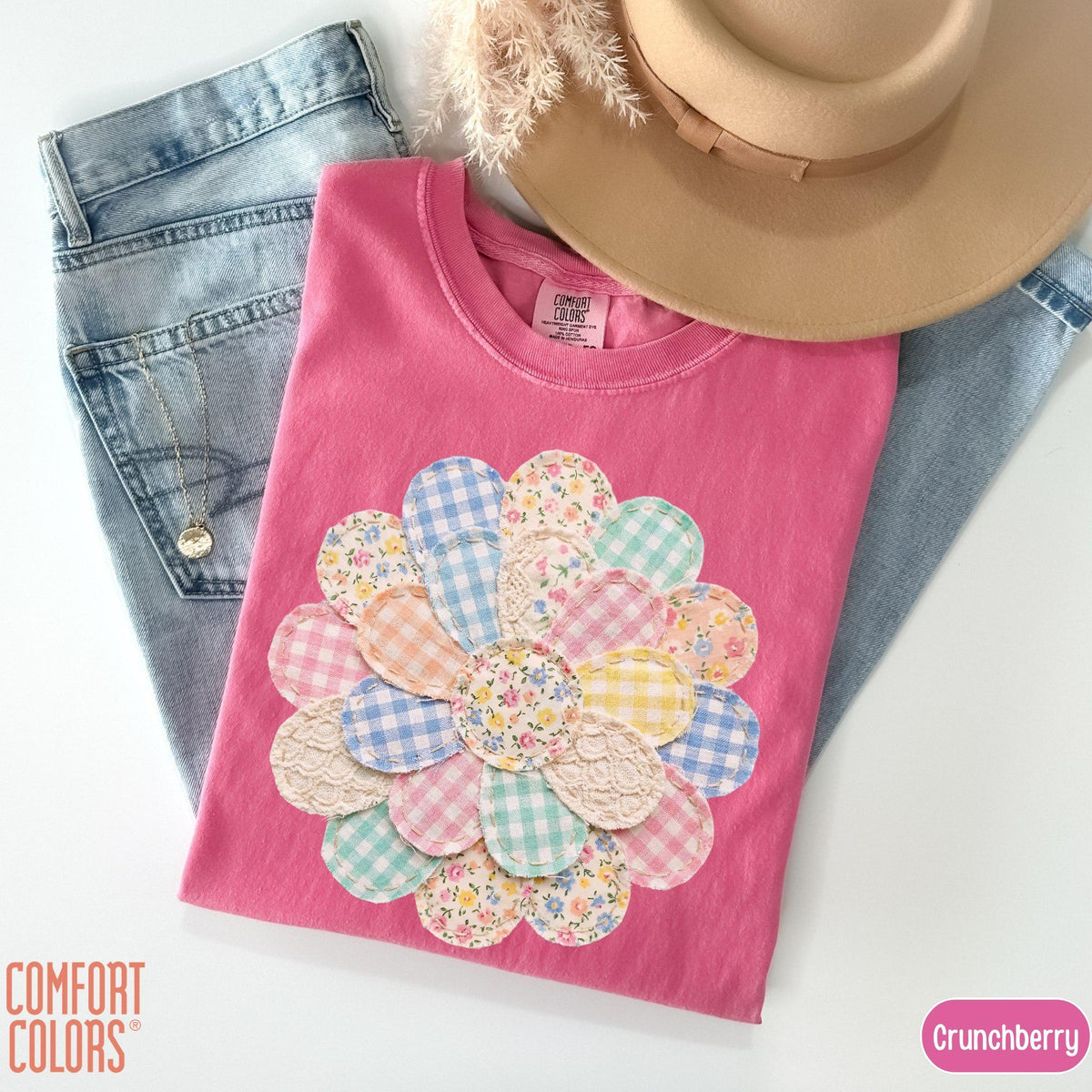 Comfort Colors® Faux Quilted Patchwork Daisy Shirt Floral Graphic Tee Vintage Aesthetic Flower Top Cottagecore Patchwork Shirt Spring Shirt