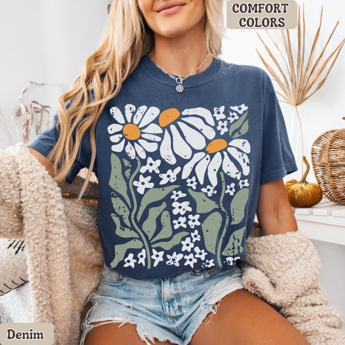 Boho Daisy Flower Tee, Comfort Colors Botanical Tee, Wildflower Shirt, Retro Floral T-Shirt, Plant Shirt, Gardener Shirt, Trendy Gift