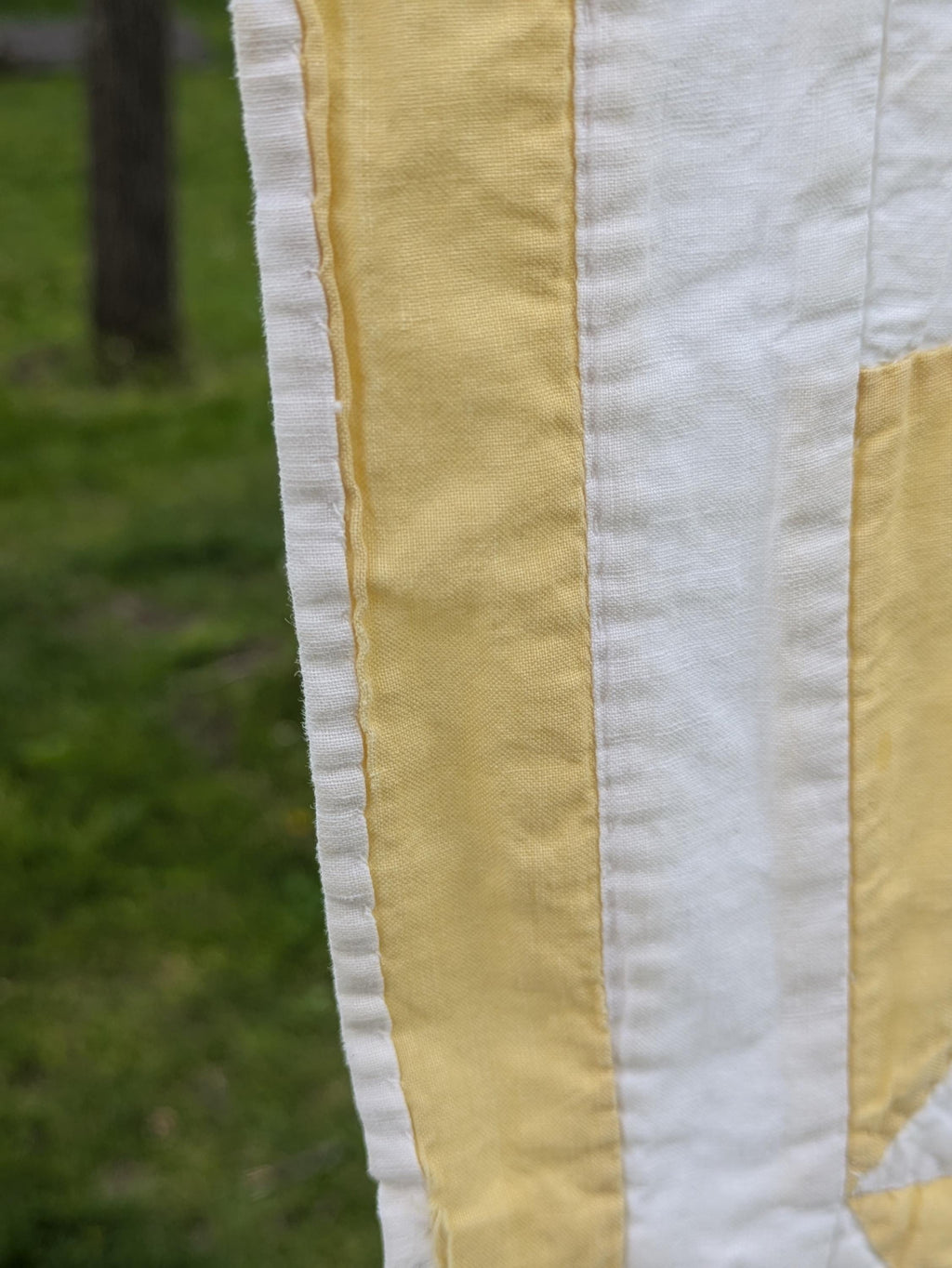 Antique yellow and white quilt | lightweight coverlet bedspread