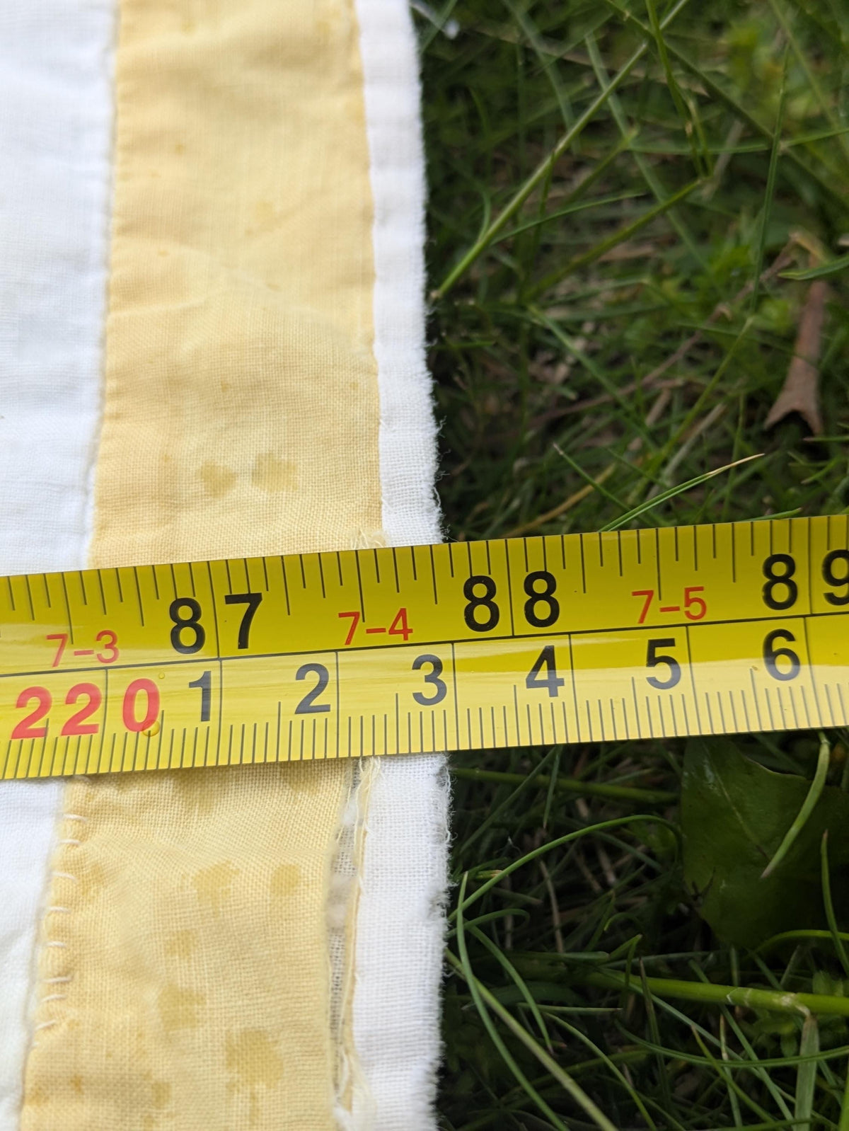Antique yellow and white quilt | lightweight coverlet bedspread