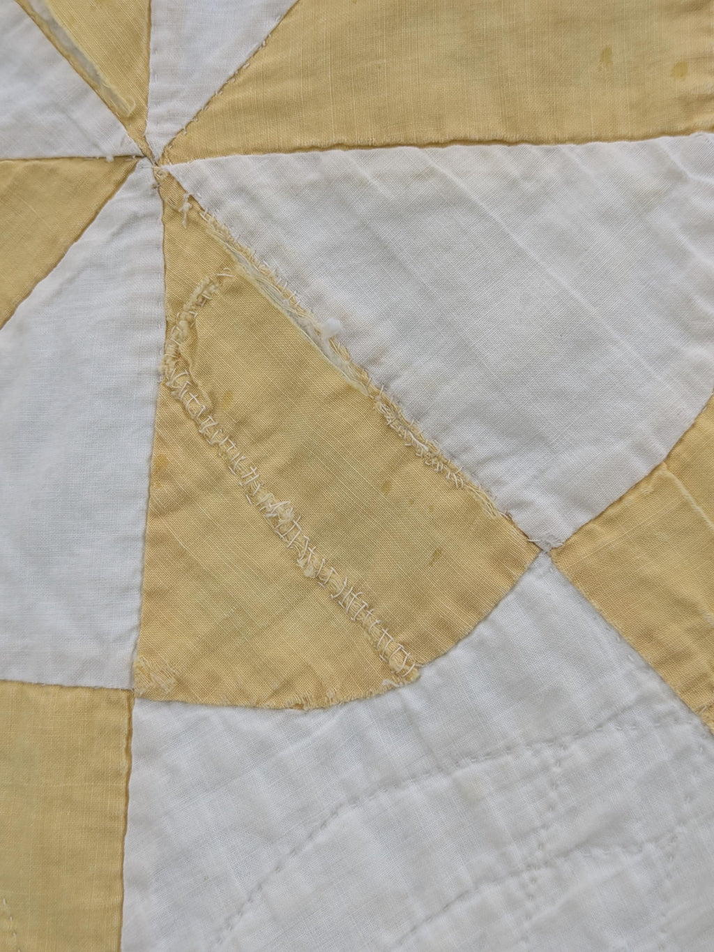 Antique yellow and white quilt | lightweight coverlet bedspread