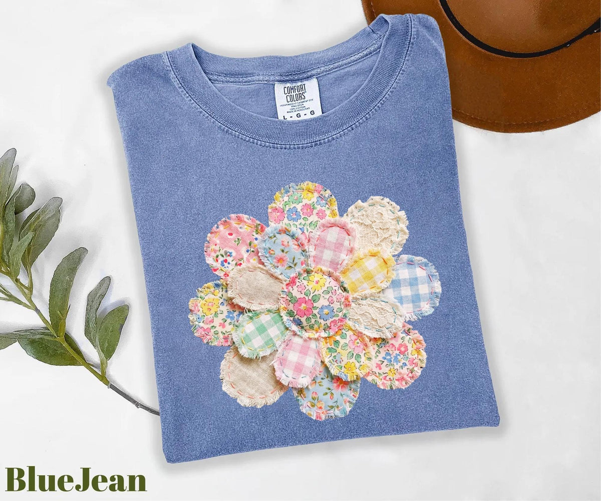 Comfort Colors® FAUX Quilted Patchwork Daisy Shirt Floral Graphic Tee Vintage Aesthetic Flower Top Cottagecore Patchwork Shirt Spring Shirt