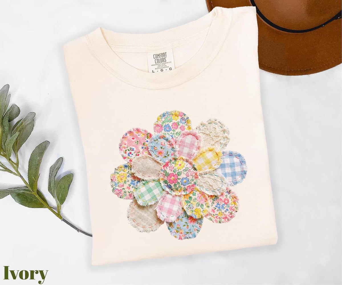 Comfort Colors® FAUX Quilted Patchwork Daisy Shirt Floral Graphic Tee Vintage Aesthetic Flower Top Cottagecore Patchwork Shirt Spring Shirt