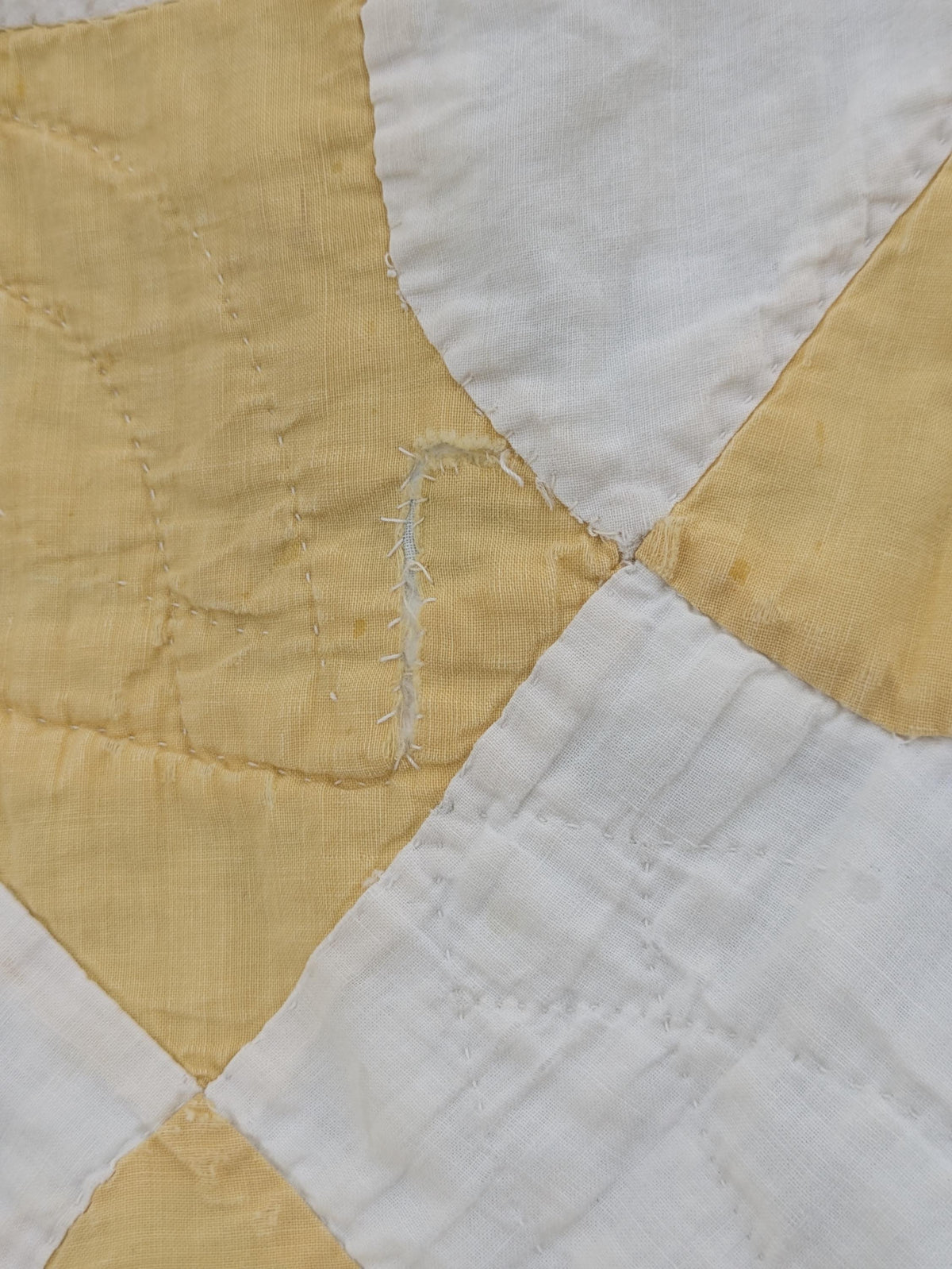 Antique yellow and white quilt | lightweight coverlet bedspread