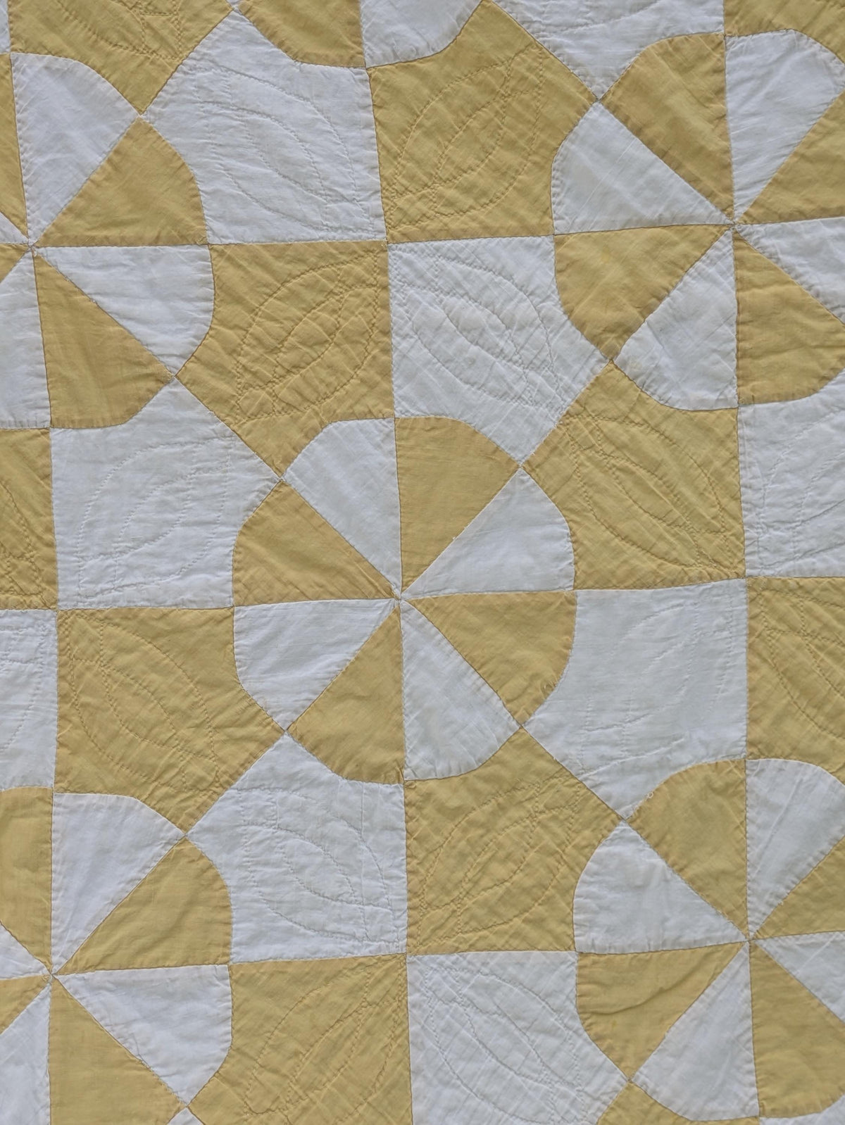 Antique yellow and white quilt | lightweight coverlet bedspread