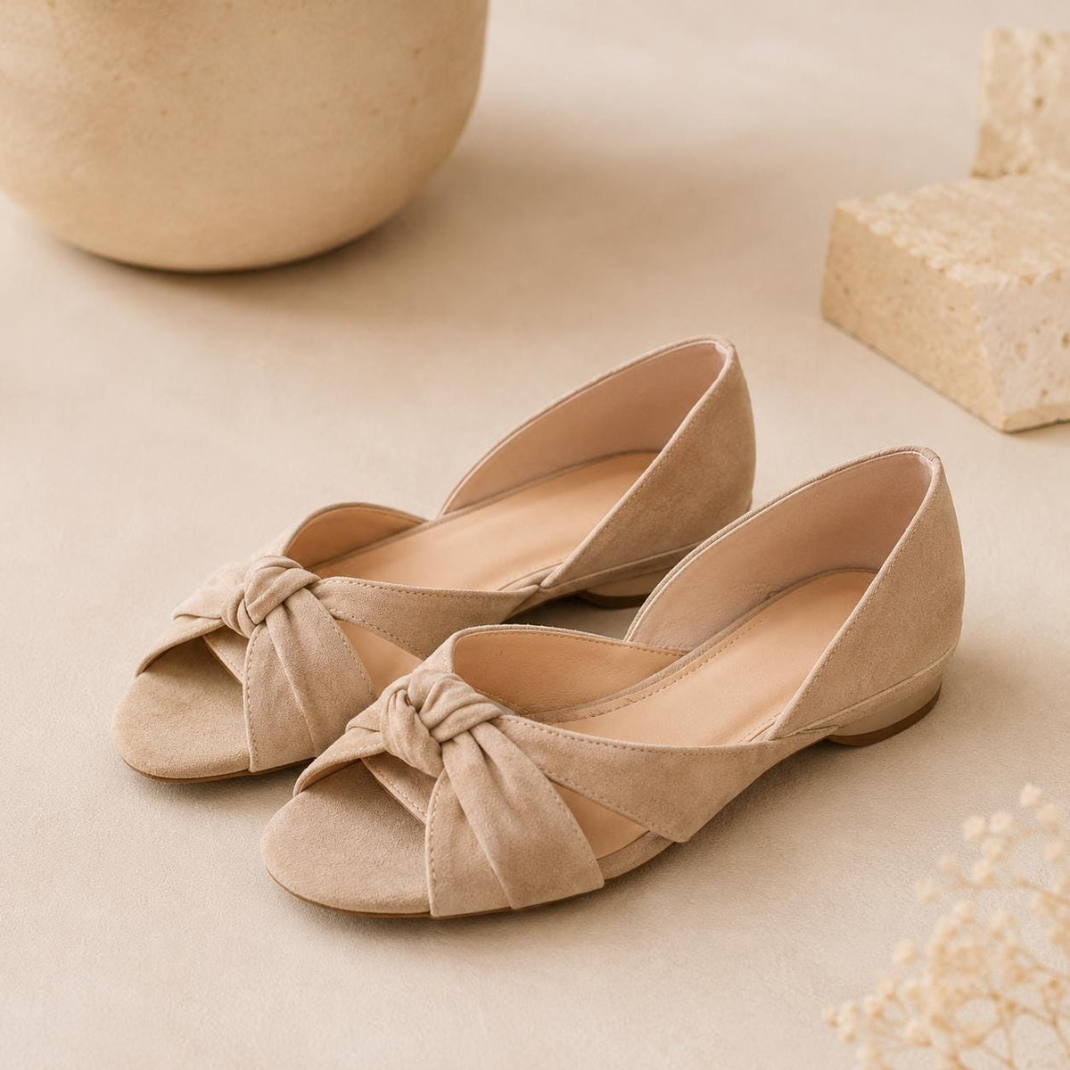 Beige Women's Flat Sandals: Open Toe Boho Leather Look Summer Shoes