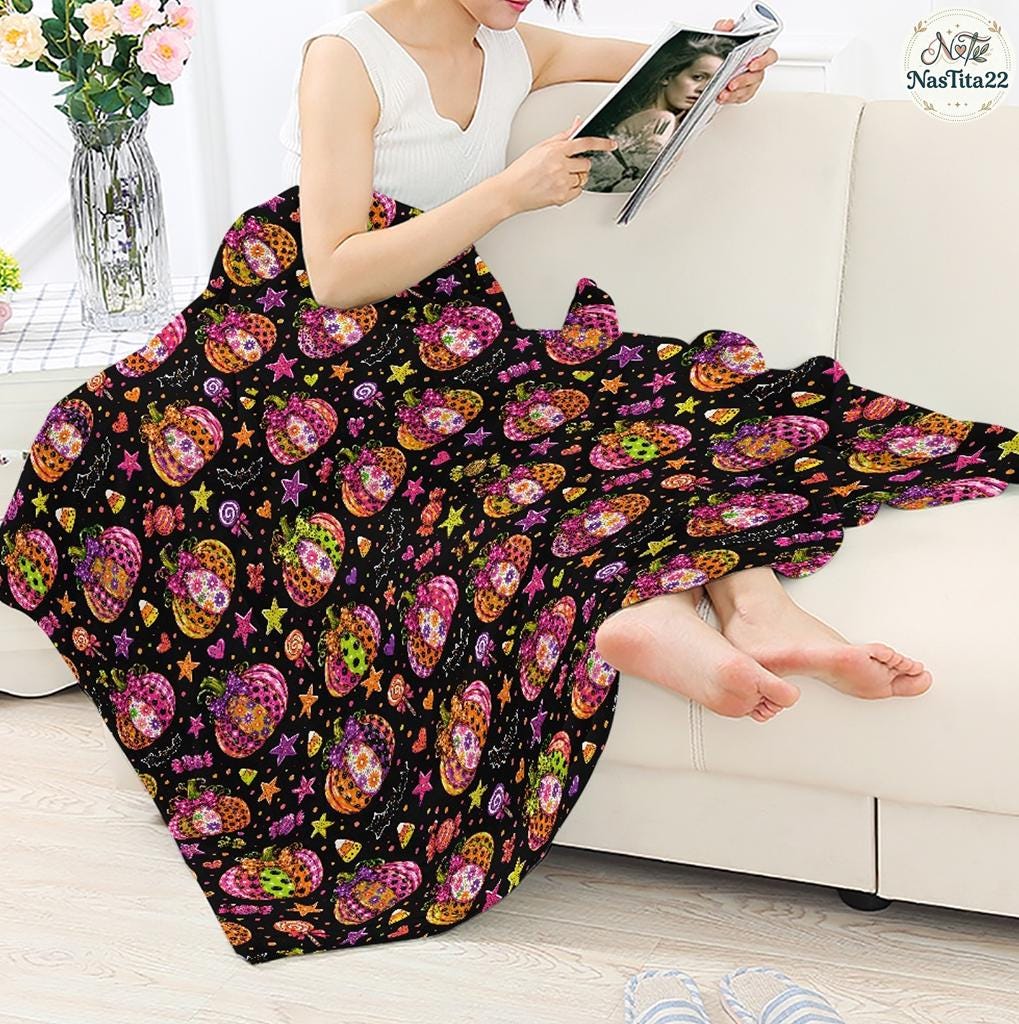Preppy Colorful Bow Pumpkin Blanket, Coquette Fall Throw Blanket, Leopard Pumpkin Autumn Bedding, Trendy Pumpkin Season Gift,Cute Cozy Decor