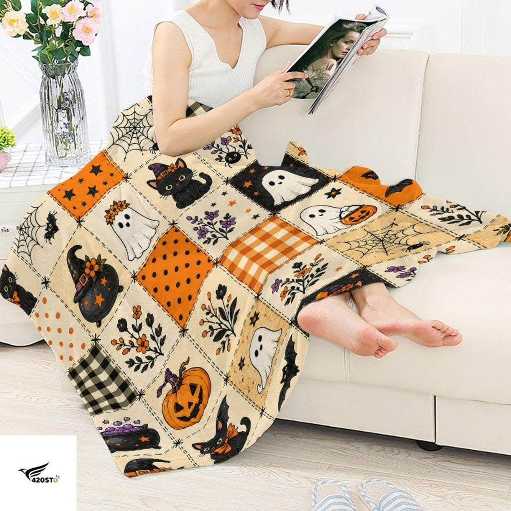 Halloween Ghost Fleece Blanket, Spooky Black Cat Throw Blanket, Pumpkin Patchwork Cozy Blanket, Cute Fall Halloween Home Decor Gift