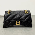 CRUSH SMALL CHAIN BAG 25 IN BLACK QUILTED CRUSHED CALFSKIN GOLD HARDWARE
