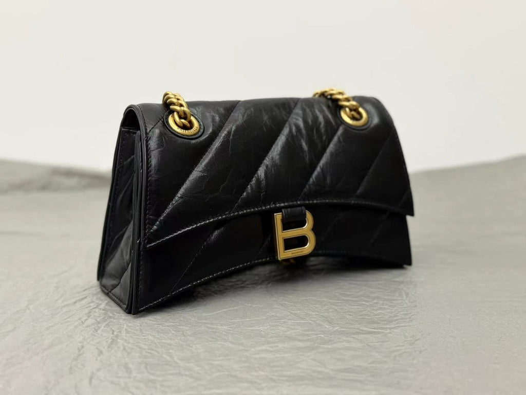CRUSH SMALL CHAIN BAG 25 IN BLACK QUILTED CRUSHED CALFSKIN GOLD HARDWARE