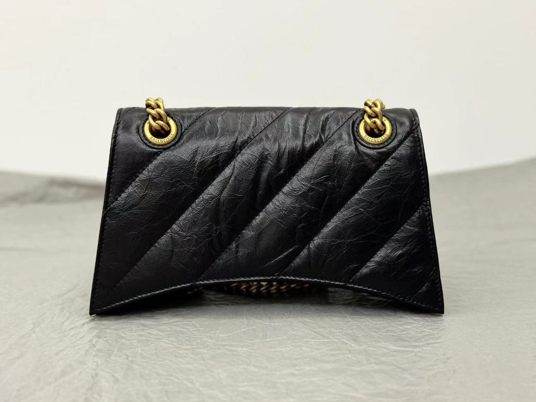 CRUSH SMALL CHAIN BAG 25 IN BLACK QUILTED CRUSHED CALFSKIN GOLD HARDWARE