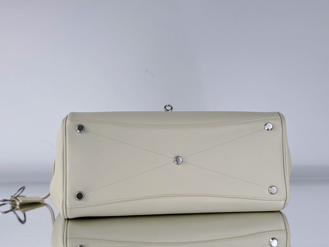 BEL AIR CARRY ALL BAG 29 IN WHITE NAPPA LAMBSKIN SILVER HARDWARE