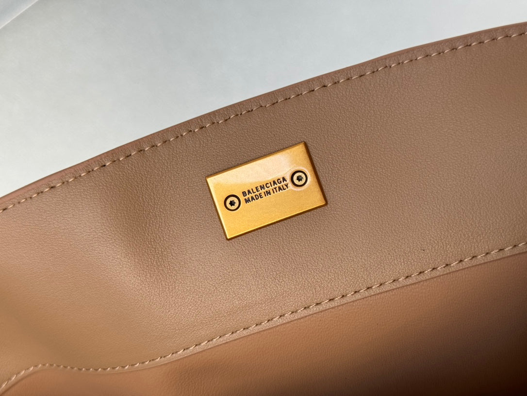 RODEO SMALL BAG 29 IN CAMEL BEIGE SMOOTH CALFSKIN GOLD HARDWARE