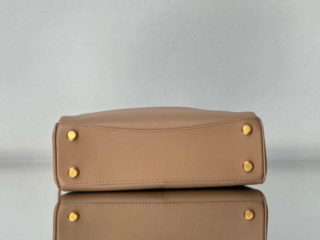 RODEO SMALL BAG 29 IN CAMEL BEIGE SMOOTH CALFSKIN GOLD HARDWARE