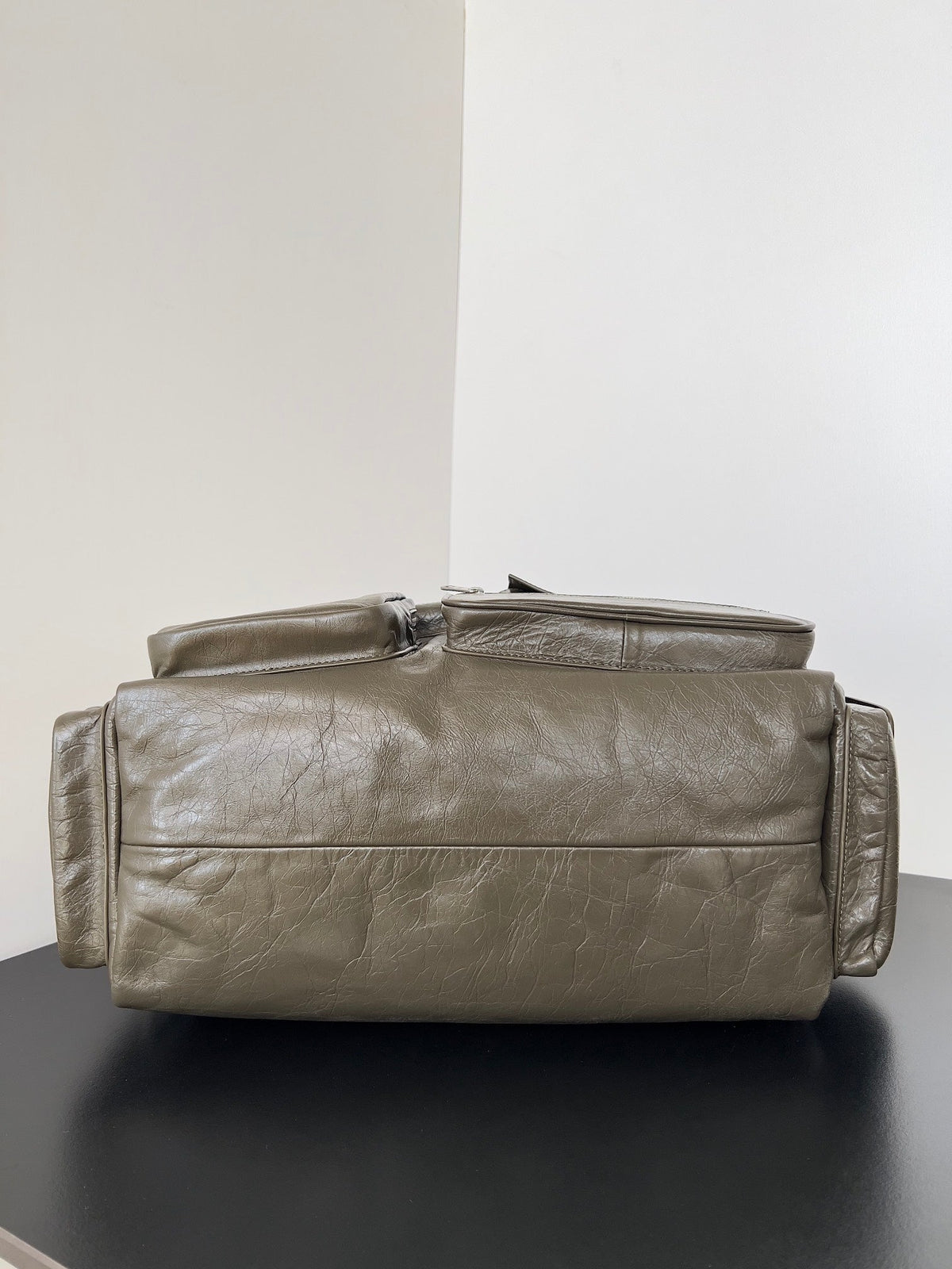 SUPERBUSY LARGE SLING BAG 42 IN KHAKI GREEN LAMBSKIN