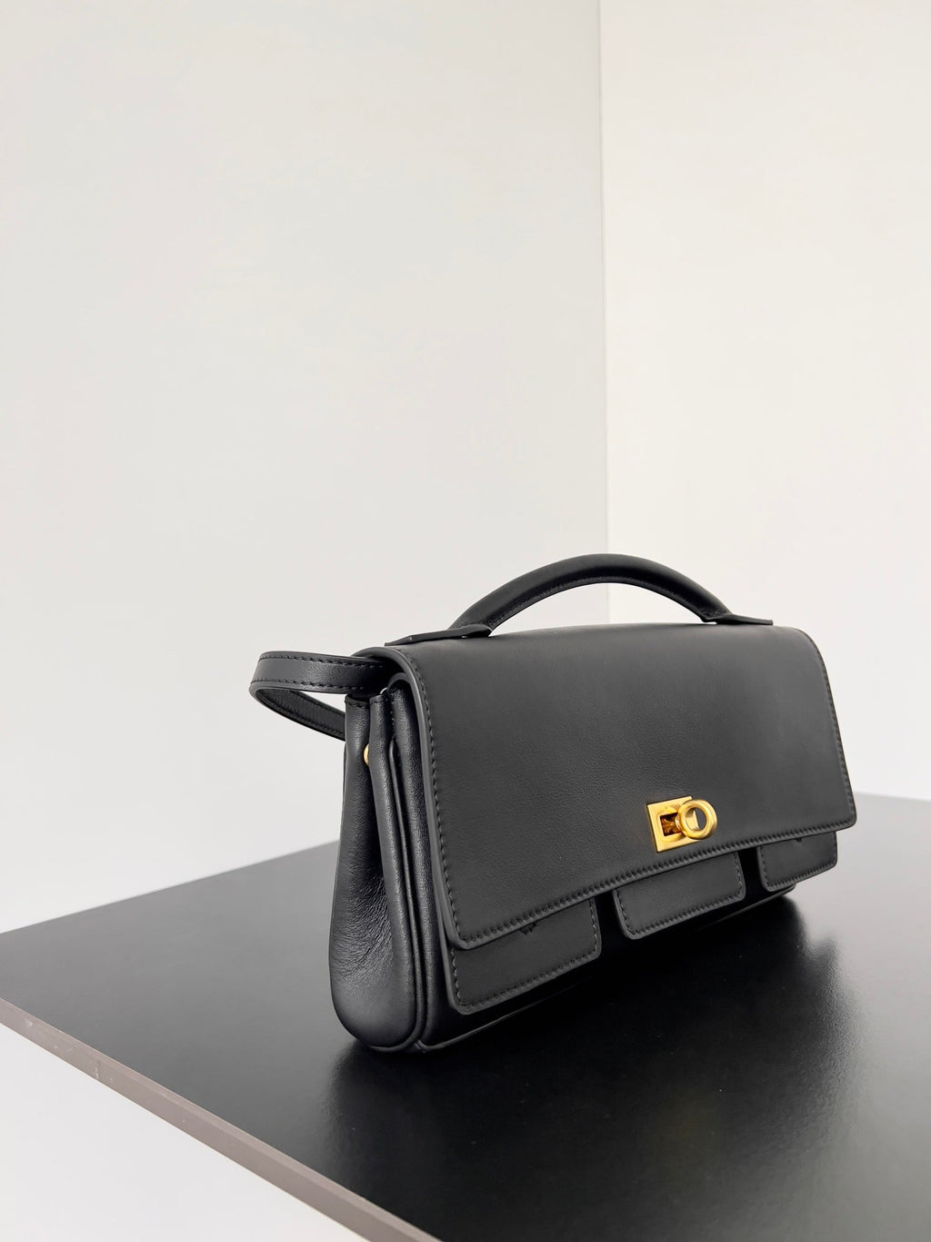 BEL AIR CLUTCH 27 IN BLACK NAPPA LAMBSKIN GOLD HARDWARE